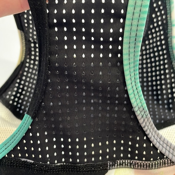 NWT Body Glove Bloom Vibe sports top - Picture 5 of 9